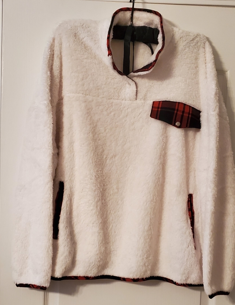 Better by the campfire Pullover